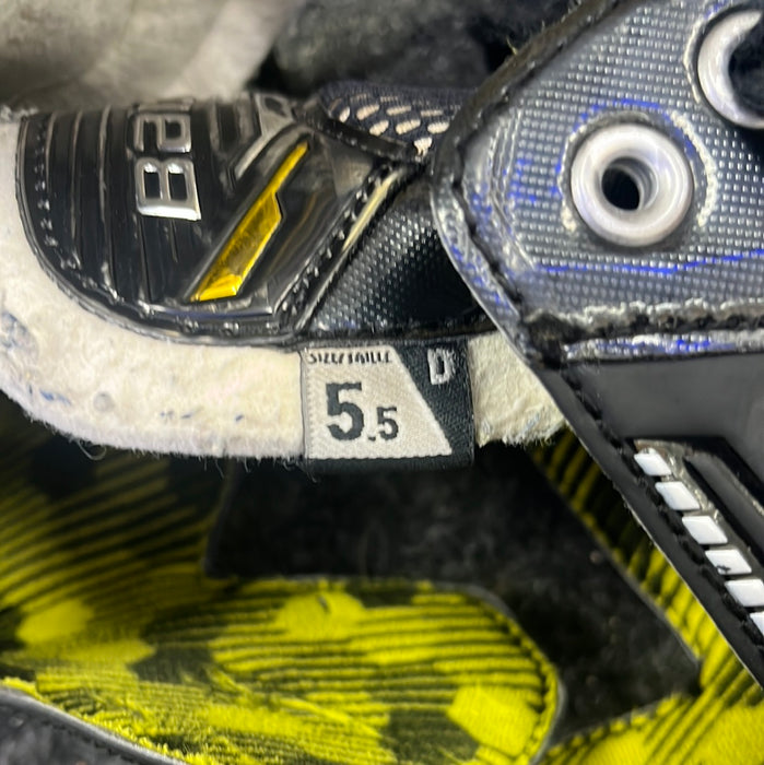 Used Bauer Supreme M3 Size 5.5 Player Skates