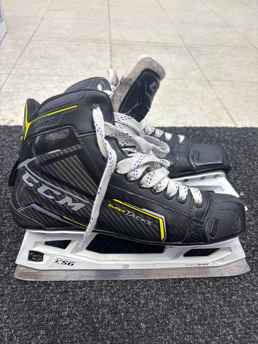 Used CCM Super Tacks 9370 Size 10.5 Goal Skates
