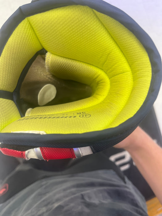 Used Warrior Alpha FR Pro 13" Gloves