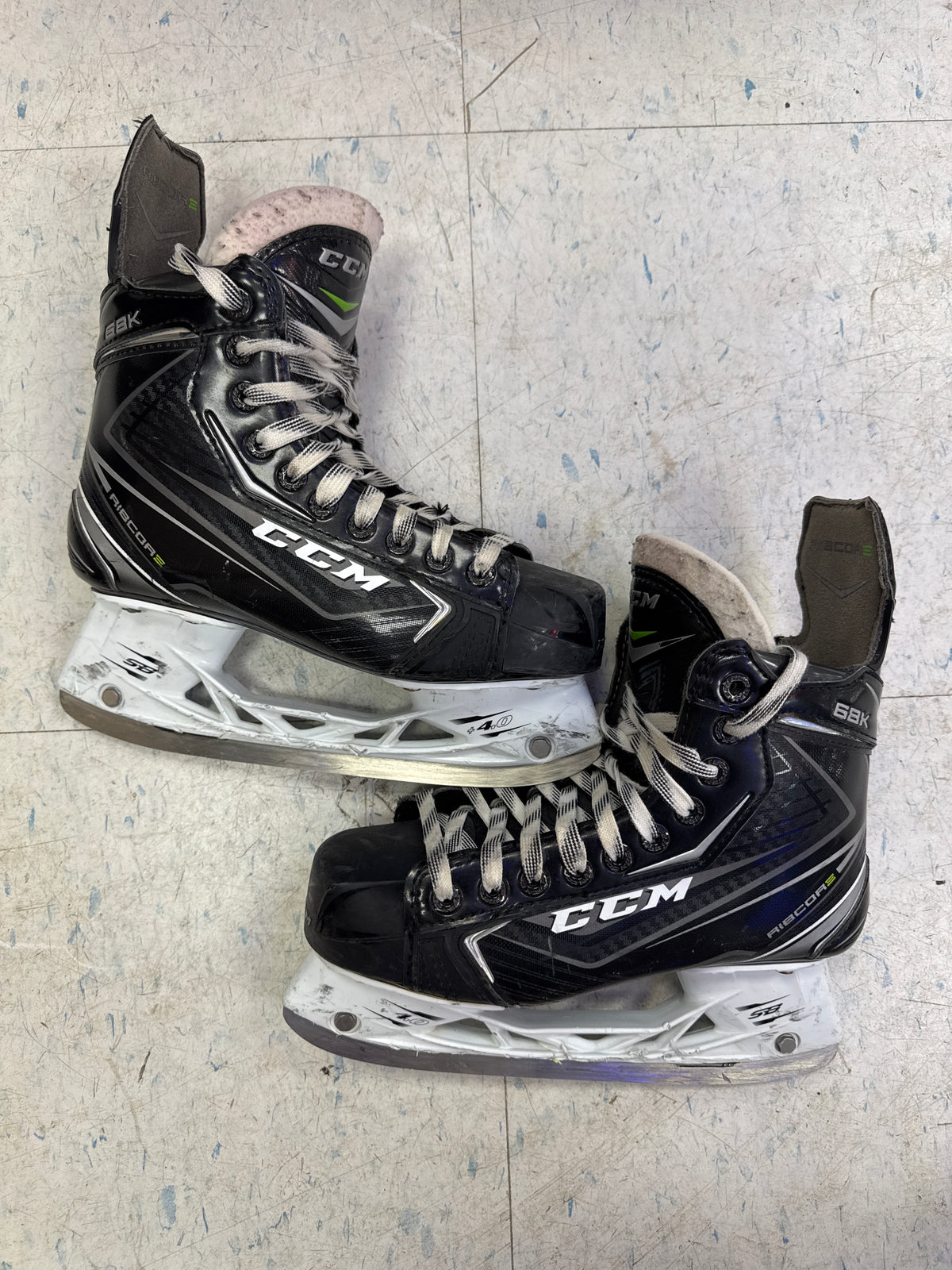 Used CCM Ribcore 68K 4D Player Skates — Crow's Sports Hockey