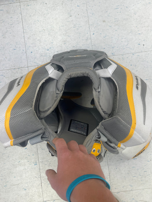 Used Vaughn Ventus LT68 Junior Large Chest Protector