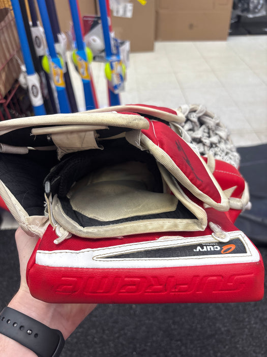 Used Bauer Supreme M5 Pro Intermediate Catcher and Blocker Set