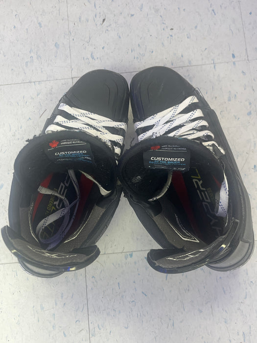 Used Bauer Vapor HyperLite Maple Leafs Pro Stock - J.Muzzin - Size 10.5 Skates