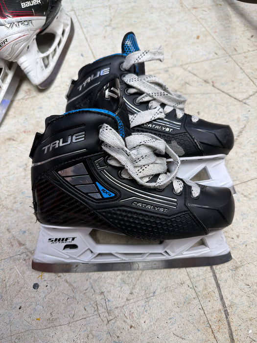 Used True Catalyst 5x4 Size 3.0R Goal Skates