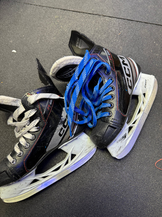 Used CCM FT680 Youth Skates 13.5D