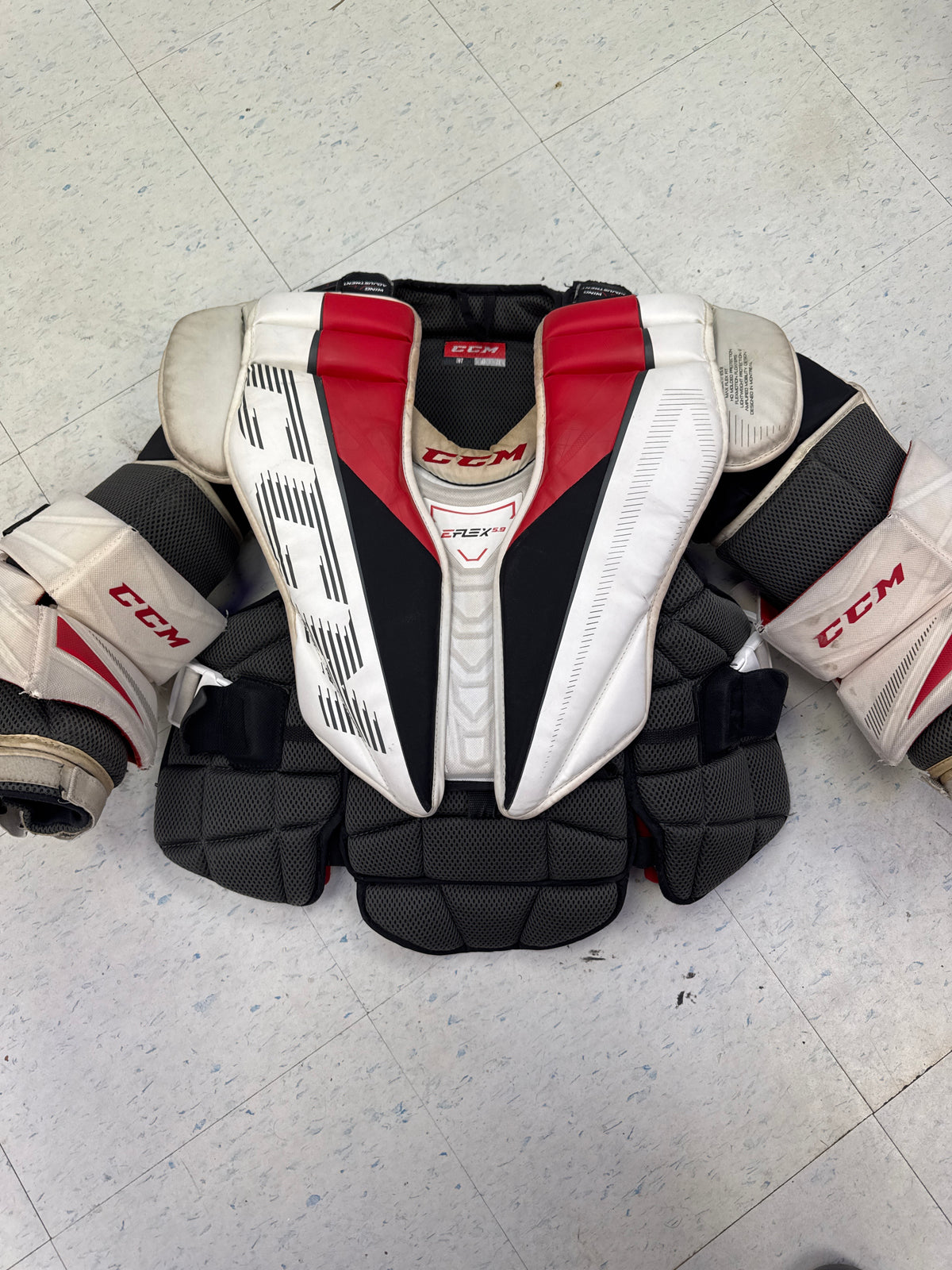 Used CCM Eflex 5.9 Intermediate Medium Chest Protector — Crow's Sports ...