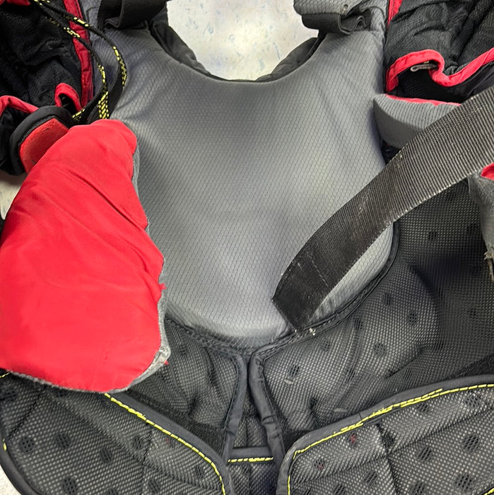 Used Bauer Vapor 2x Pro Senior Small Chest Protector