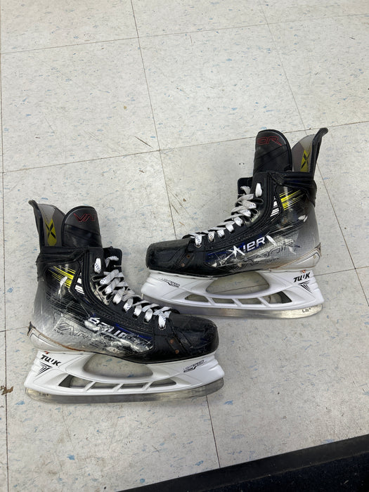 Used Bauer Vapor HyperLite 2 Player Skates