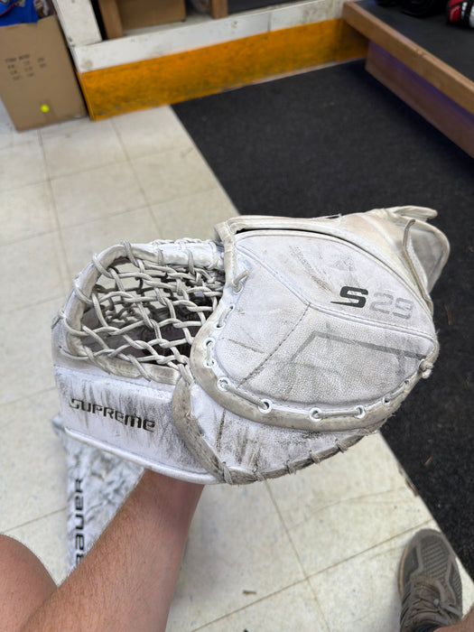 Used Bauer Supreme S29 Intermediate Catcher and Blocker Set