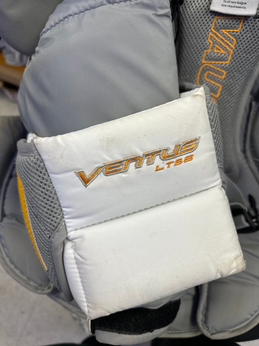 Used Vaughn Ventus LT68 Junior Medium Chest Protector