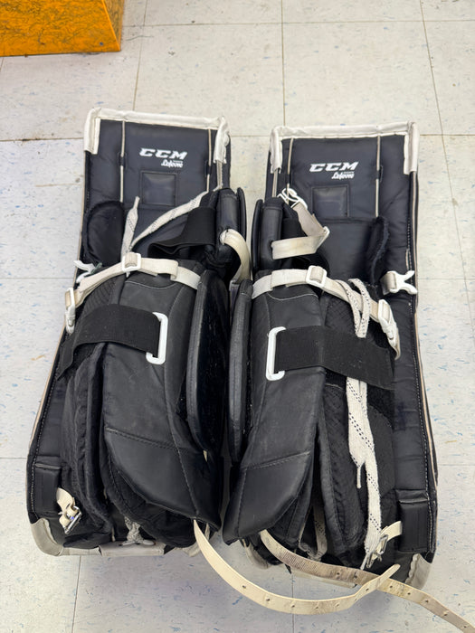 Used CCM E3.5 Junior 28” Leg Pads