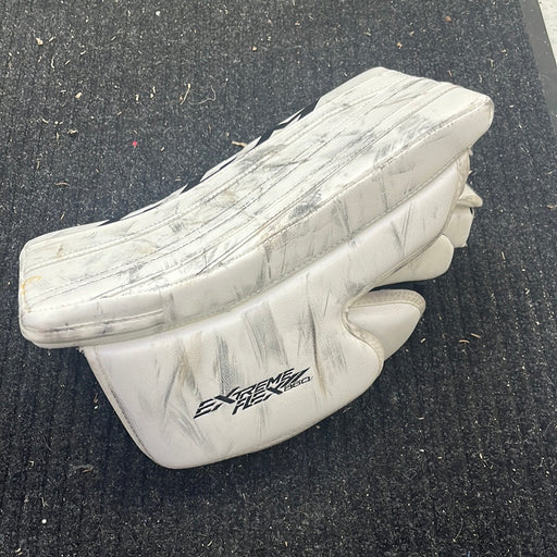 Used CCM Extreme Flex 860 Senior Blocker