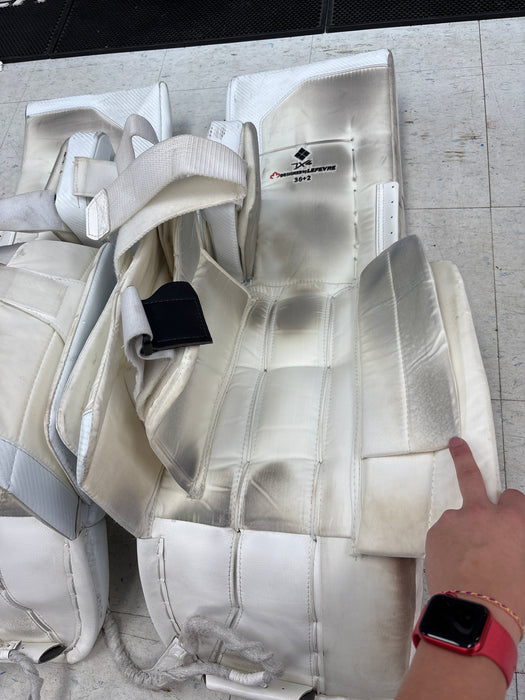 Used True Hzrdus 7X4 36"+2" Leg Pads