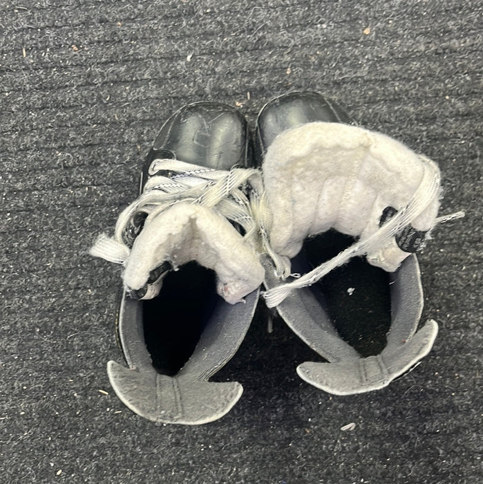 Used Bauer Supreme One60 Size 12 Youth Skates