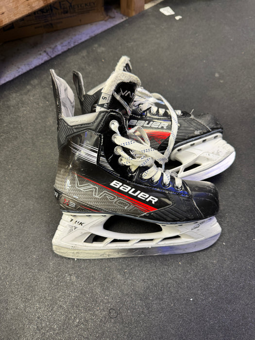 Used Bauer X3 Skates 5.0EE