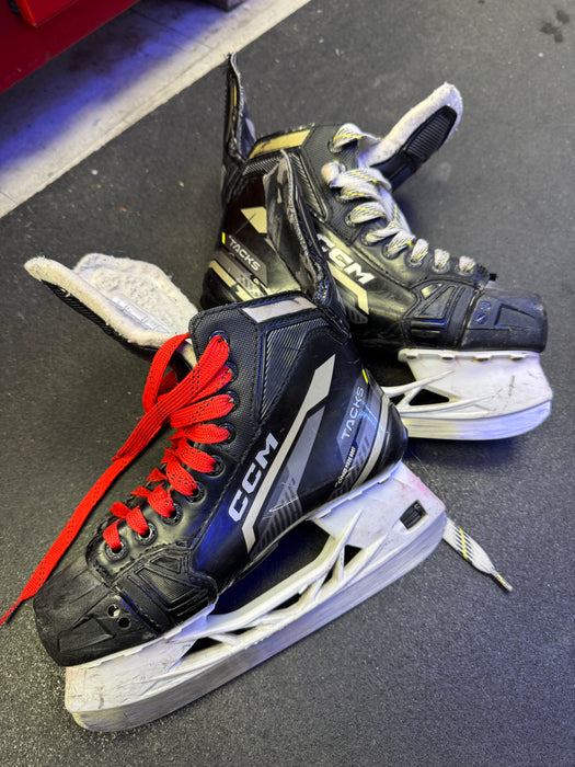 Used CCM Tacks 570 Skates 5.0 D