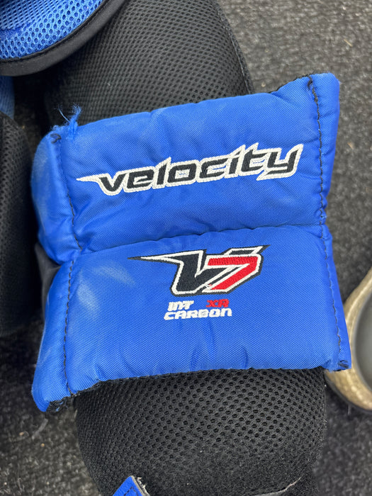 Used Vaughn V7 XR Carbon Intermediate Large Chest Protector