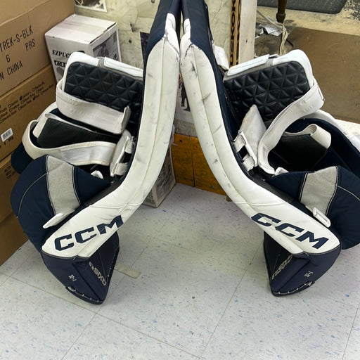Used CCM Axis 2.9 32+1 Goal Pads