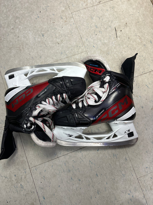 Used CCM JetSpeed FT680 Size 4.0 Skates
