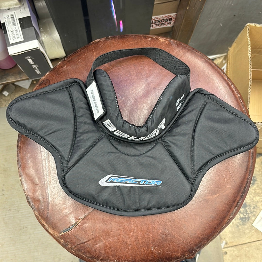 Used Bauer Reactor Senior Large/Extra Large — Crow's Sports Hockey