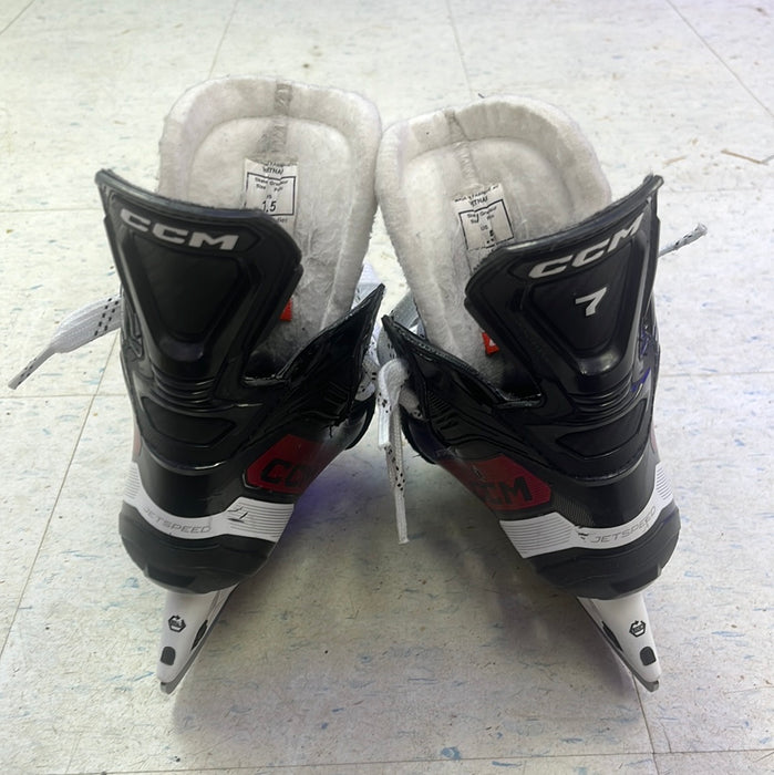 Used CCM JetSpeed FT680 Size 1.5 Skates