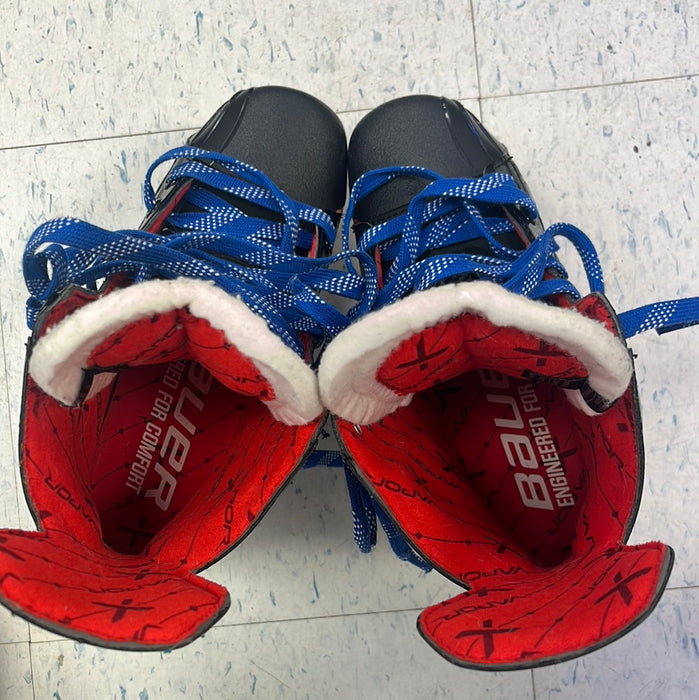 Used Bauer Vapor X3.7 Size 5 Player Skates