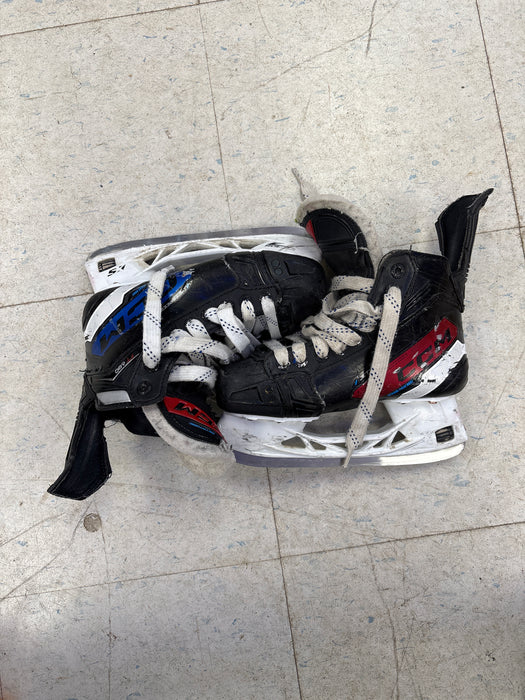 Used CCM JetSpeed FT680 Size 3.0 Regular Skate