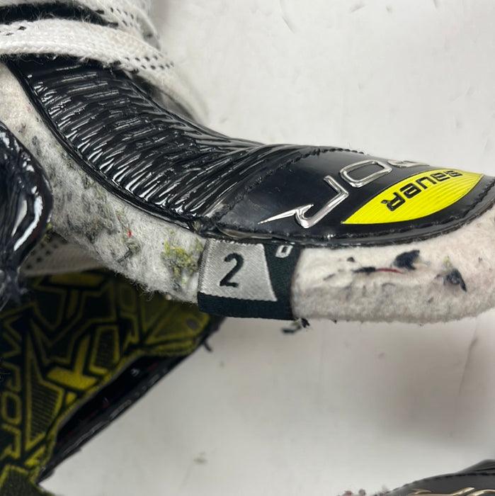 Used Bauer Vapor 3X Player Skates size 2D