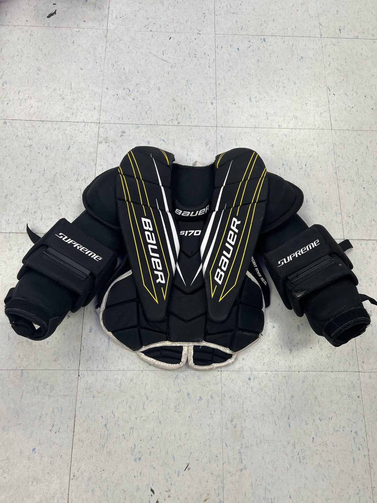 Used Bauer Supreme S170 Junior Chest Protector — Crow's Sports Hockey