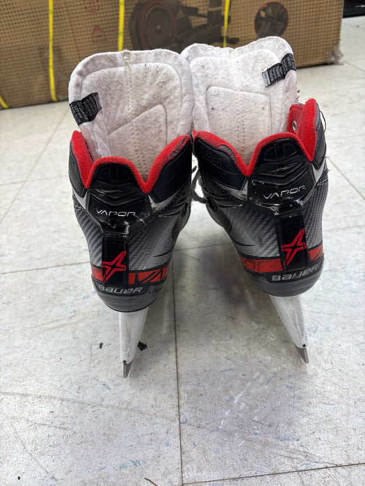 Used Bauer Vapor X2.7 Size 6.0 D Goal Skate