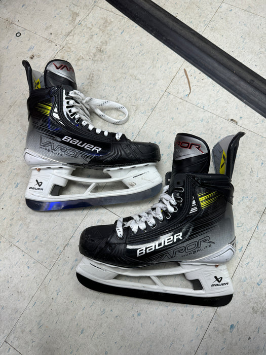 Used Bauer Hyperlite2 Senior Skates Size 7.0 Fit 2