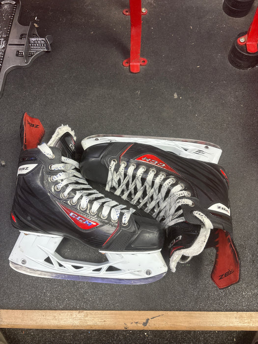 Used CCM Jetspeed RBZ Skates Size Senior 9.0 D