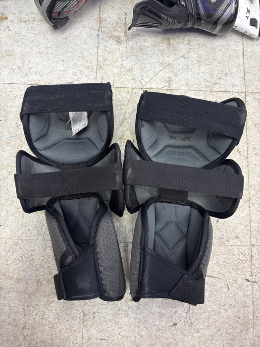 Used Bauer Pro Intermediate Knee Guards