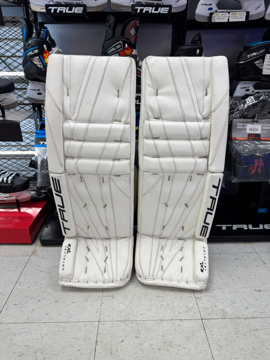 Used True Catalyst 7x3 Goalie Leg Pads Intermediate 31" + 2"