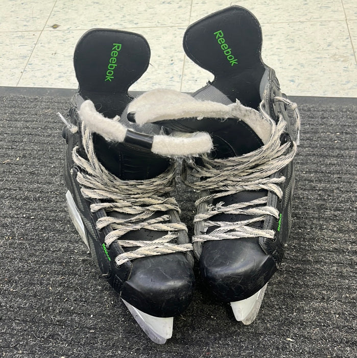 Used Reebok RibCore SC87 Size 2.5 Player Skates