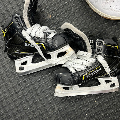Used CCM Super Tacks 9370 2.5D Goalie Skates