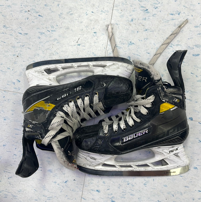 Used Bauer Supreme 3S Pro Size 3 Player Skates