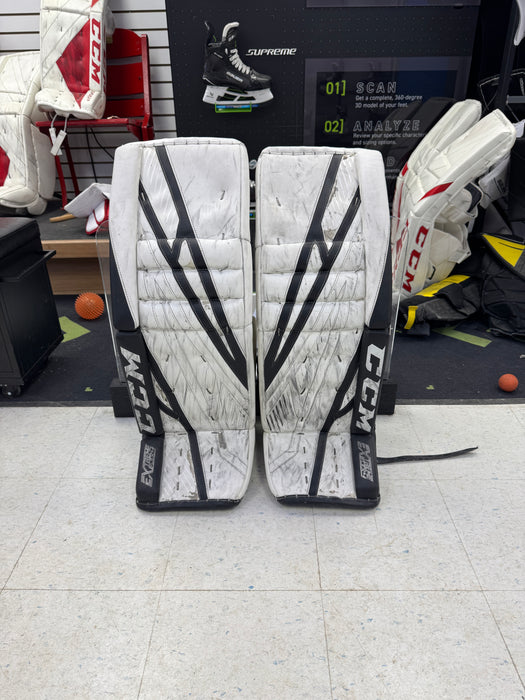 Used NHL PRO STOCK CCM EFLEX 4 PRO Leg Pads  34" + 1"