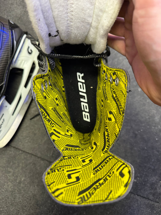 Used Bauer Supreme Elite Player Skates 5.0D