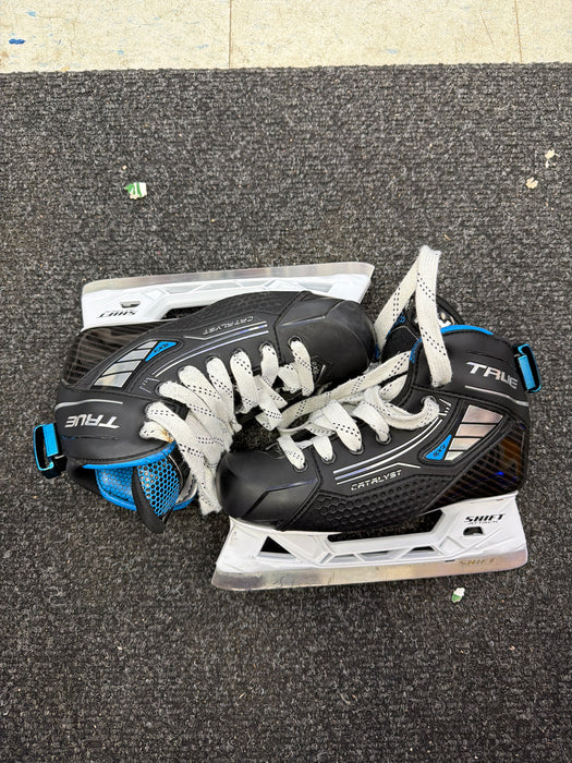 Used True Catalyst 5x4 Size 3.0R Goal Skates
