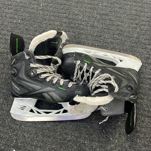 Used Reebok RibCore SC87 Size 2.5 Player Skates