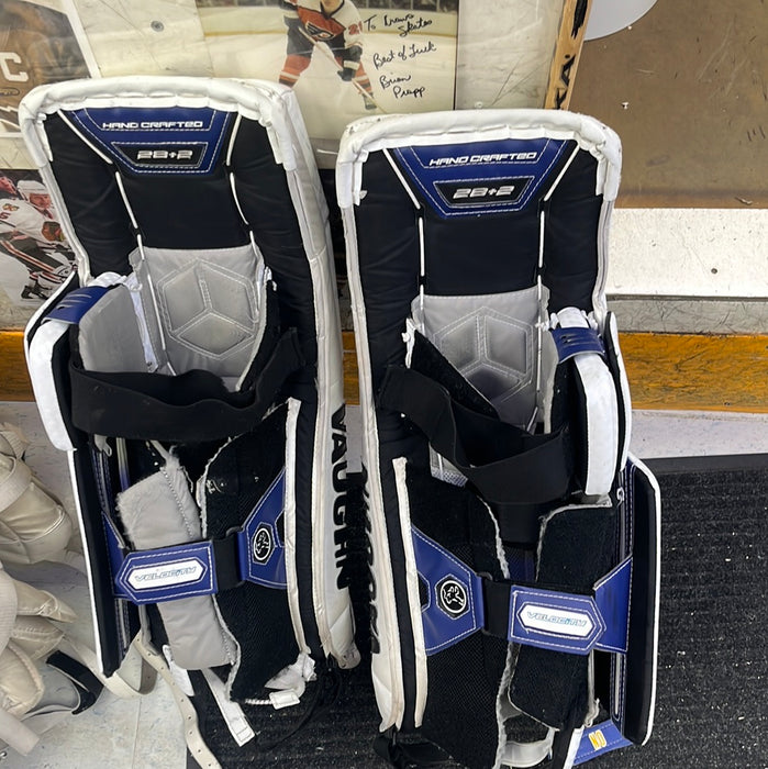 Used Vaughn Velocity V9 28+2 Goal Pads