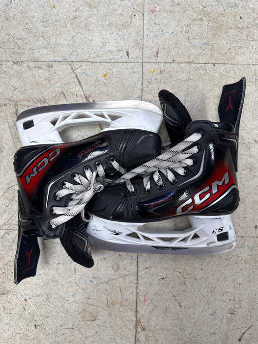 Used CCM JetSpeed FT870 Skates Size 2.5