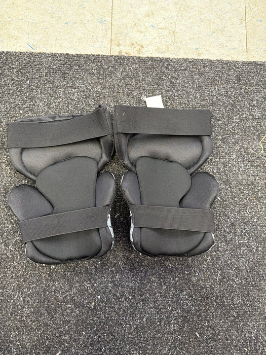 Used PowerTek Barikad Junior Knee Guards
