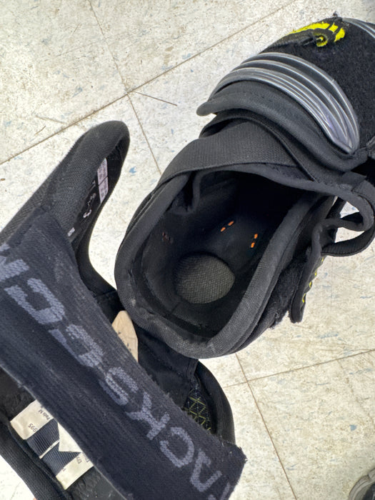 Used CCM Tacks XF Pro Elbow Pads Senior Medium