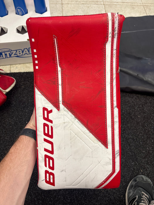 Used Bauer Supreme M5 Pro Intermediate Catcher and Blocker Set