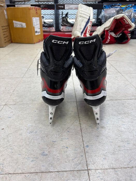 Used CCM JetSpeed FT6 Size 4.0 Regular Skates