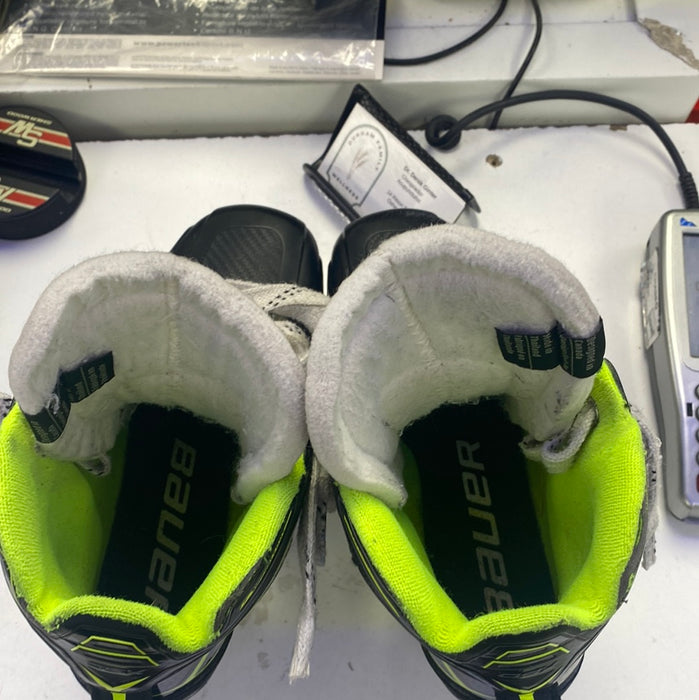 Used Bauer GSX Size 2.5 Goal Skates