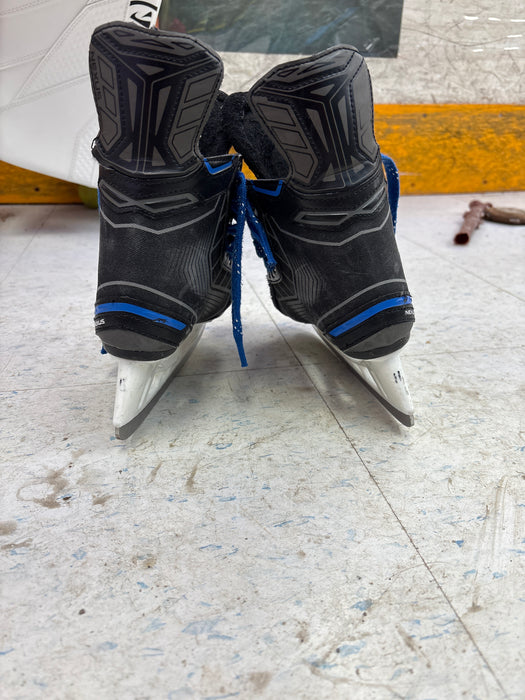 Used Bauer Nexus Youth 11 D Player Skates