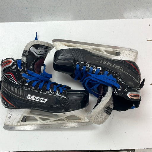 Used Bauer Vapor X700 Junior Goal Skate size 5